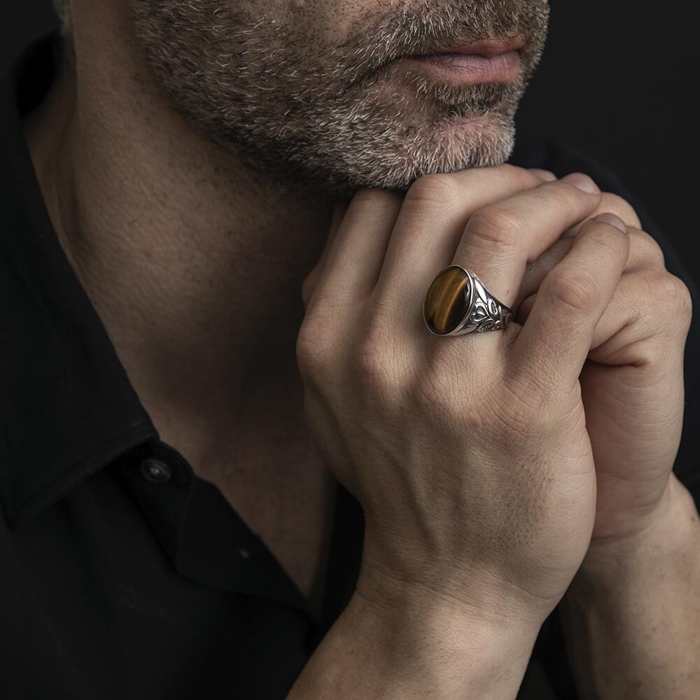 Alternative view of Bague homme symbol argent pierre œil de tigre