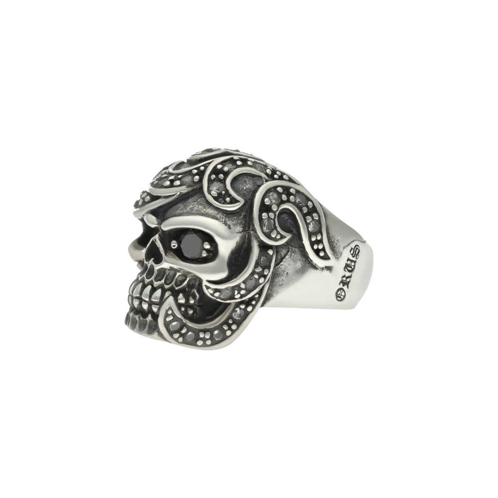 Alternative view of Bague homme tête de Mort Mahori argent