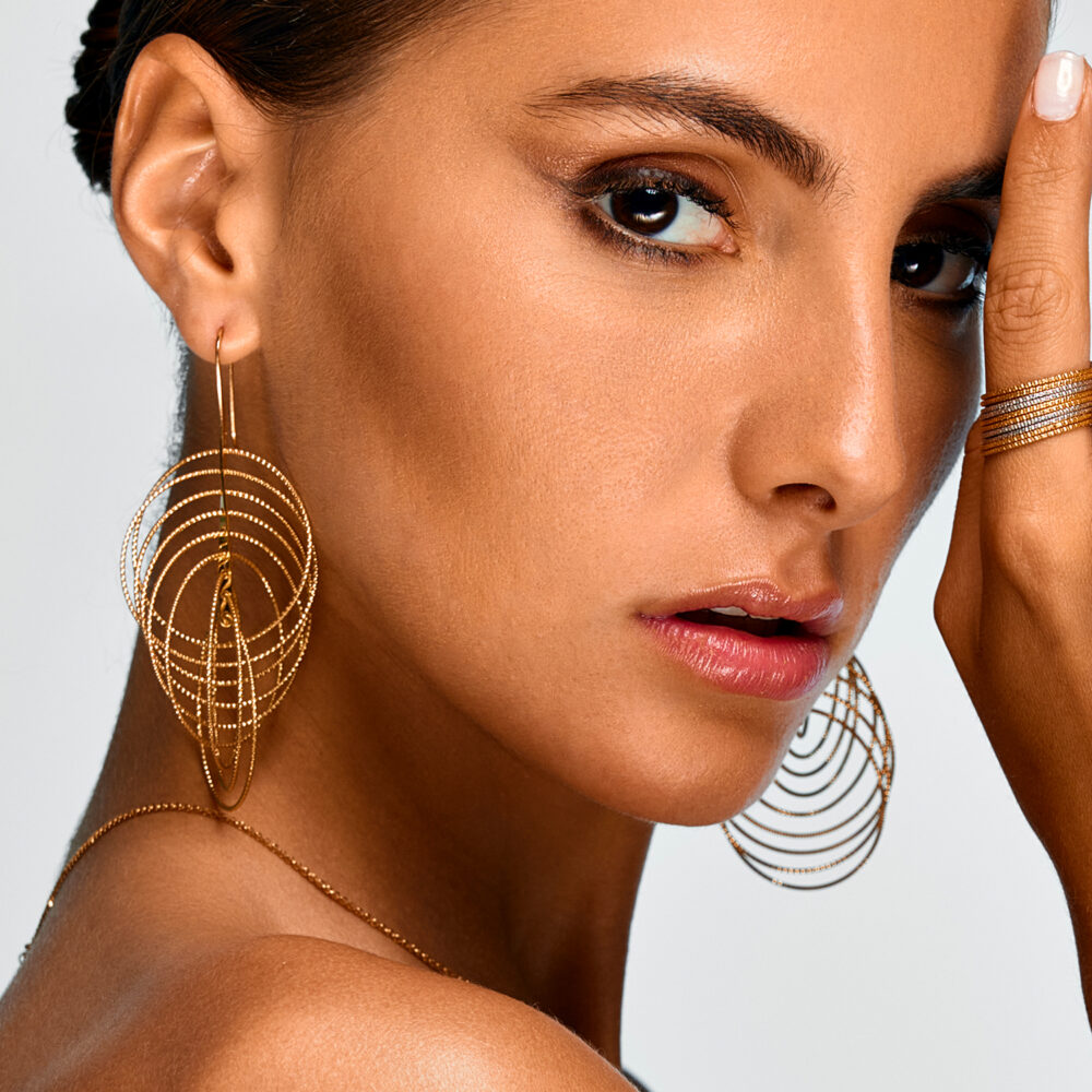 Alternative view of Boucles d'oreilles argent rhodié et doré spirales