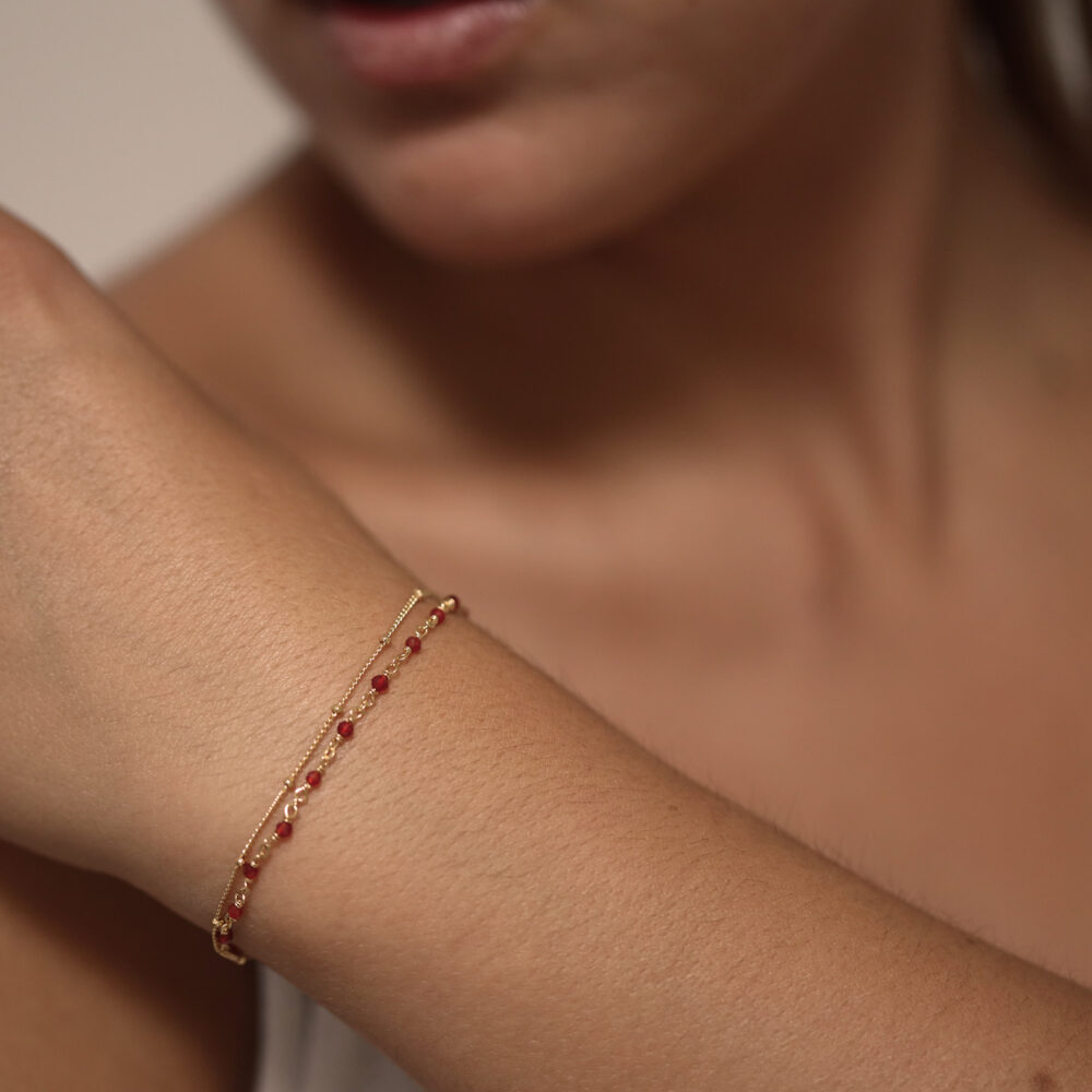 Alternative view of Bracelet en argent rhodié double chaine pierres naturelles noires