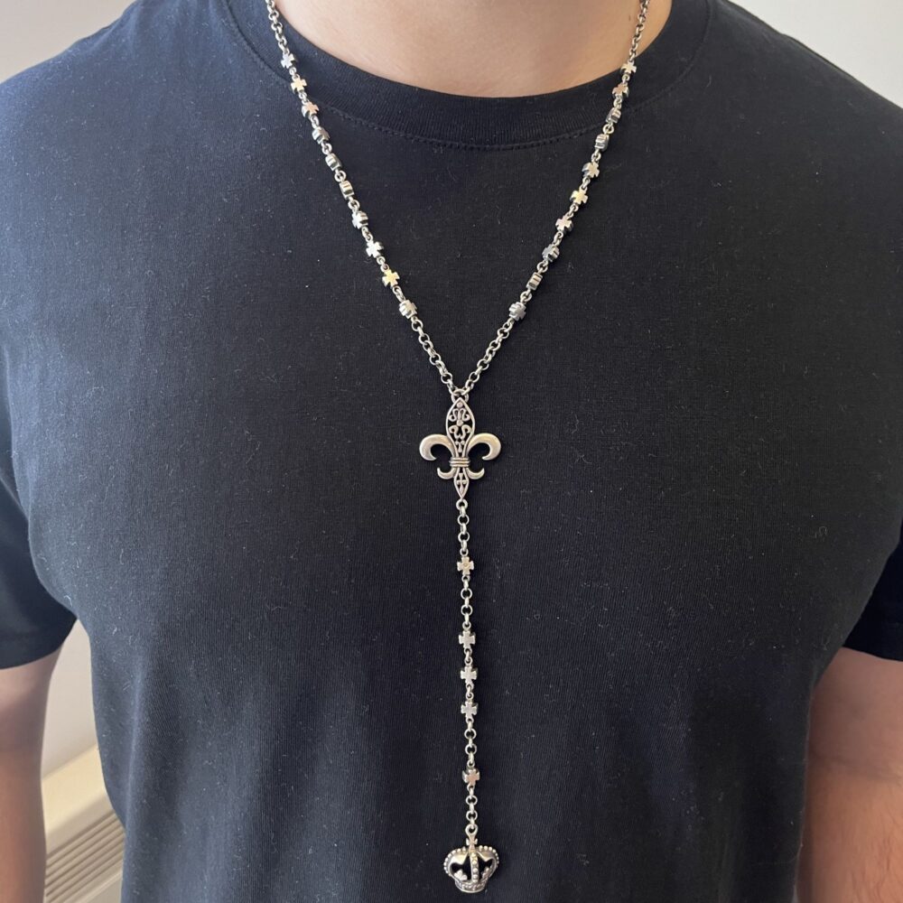 Alternative view of Chapelet royal argent massif