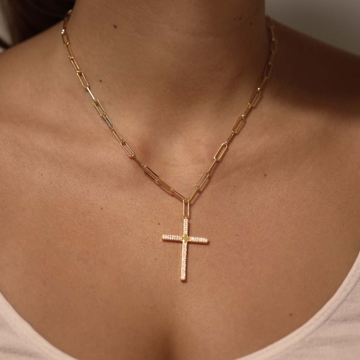Collier argent rhodié croix sertie de zirconiums blanc – Image 3