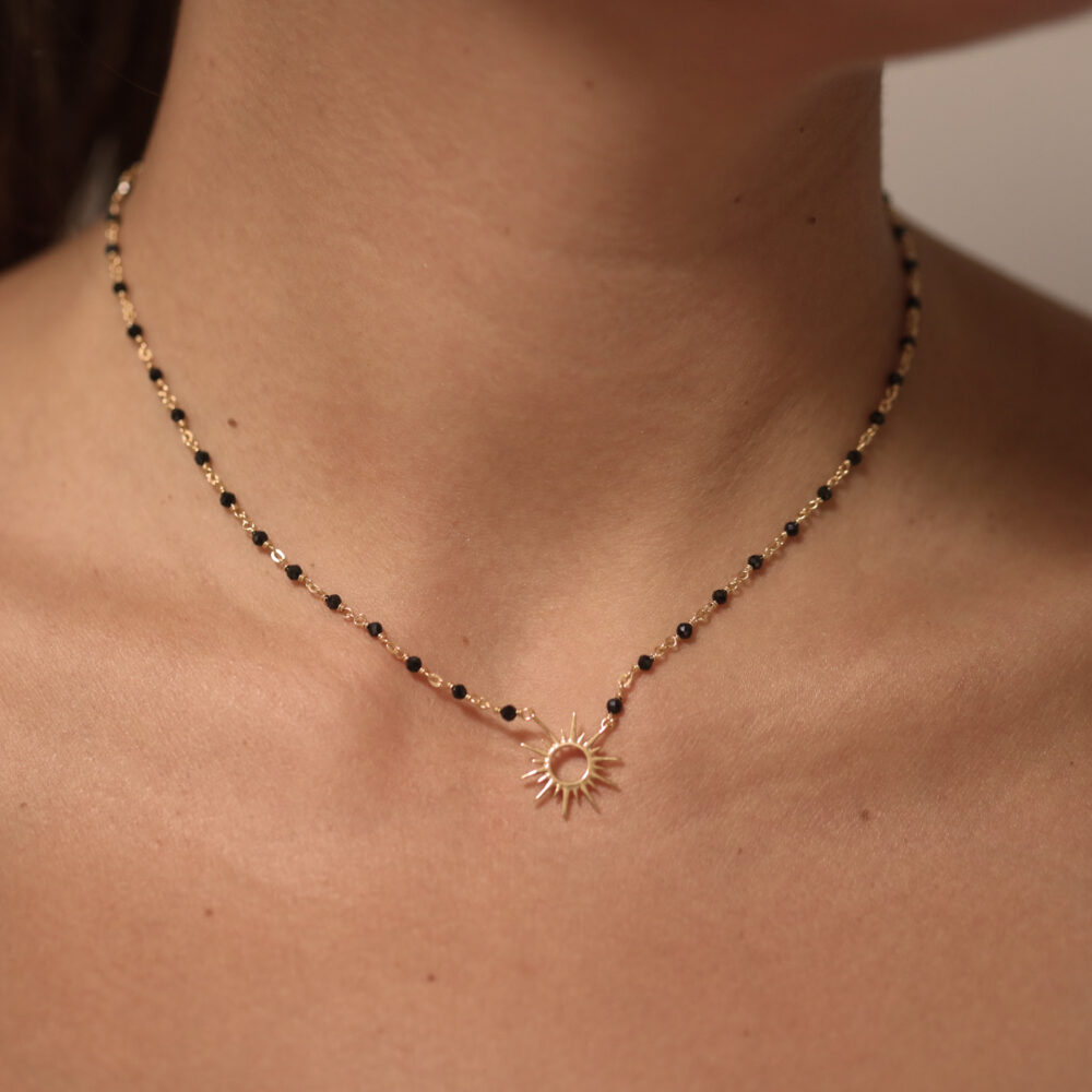 Alternative view of Collier argent soleil rhodié et pierre onyx rouge