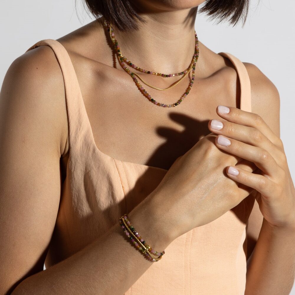 Alternative view of Collier argent triples chaines doré et perles multi-tourmaline